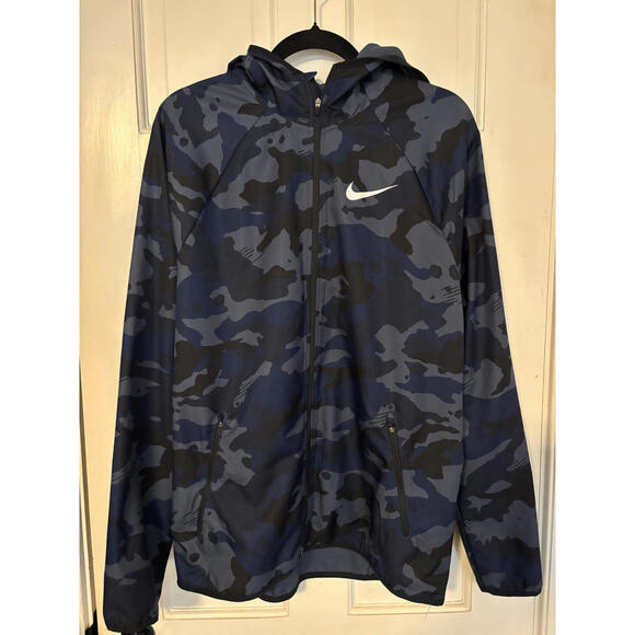 NEW Nike Men's Camouflage Dri-Fit Sports Jacket with Hood M - Picture 2 of 9